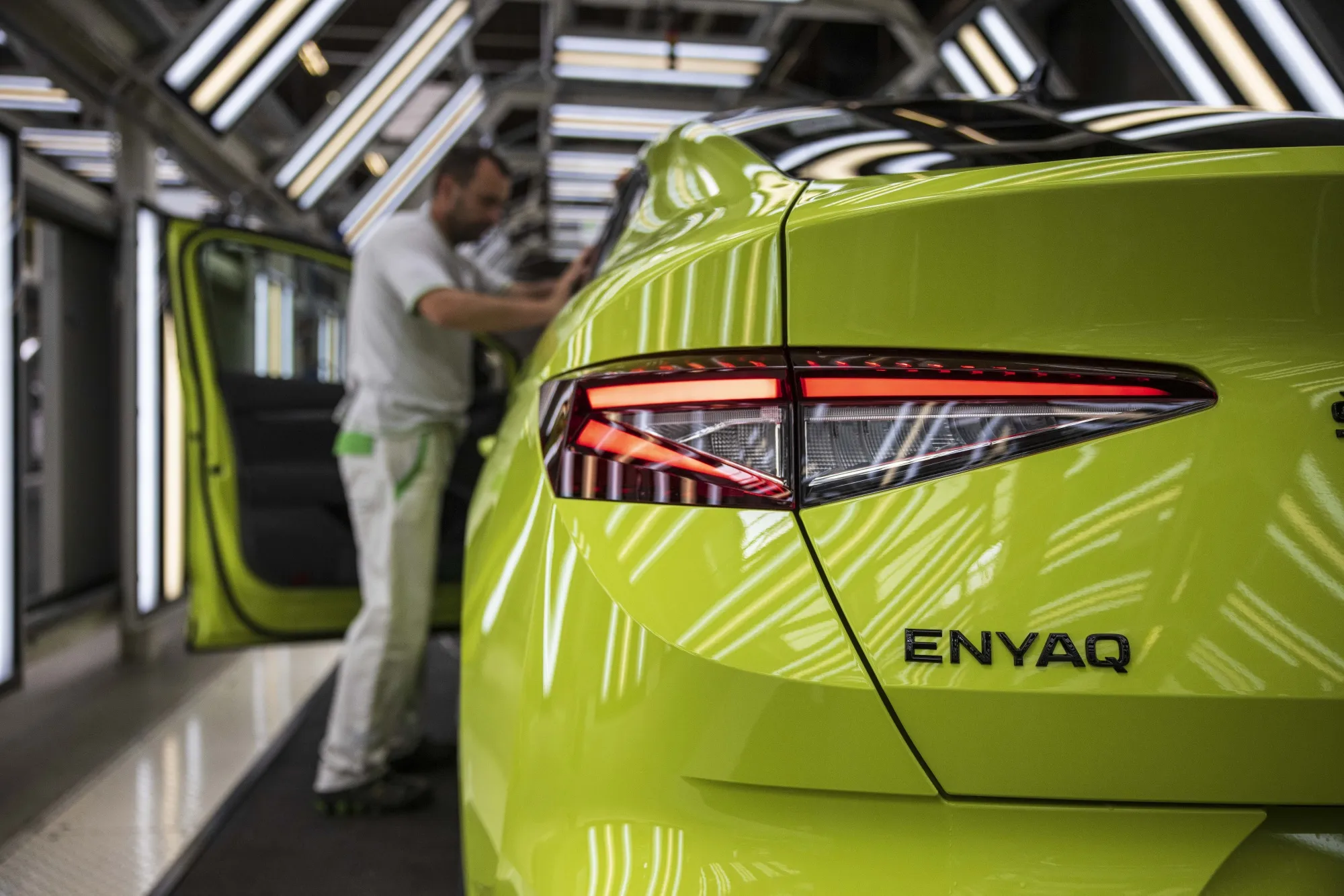 Skoda перевершує Porsche: як масовий бренд став прибутковішим за люксові авто